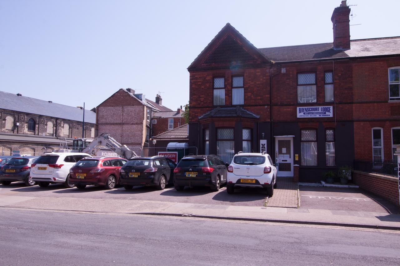 Raynscourt Lodge Great Yarmouth Exterior foto